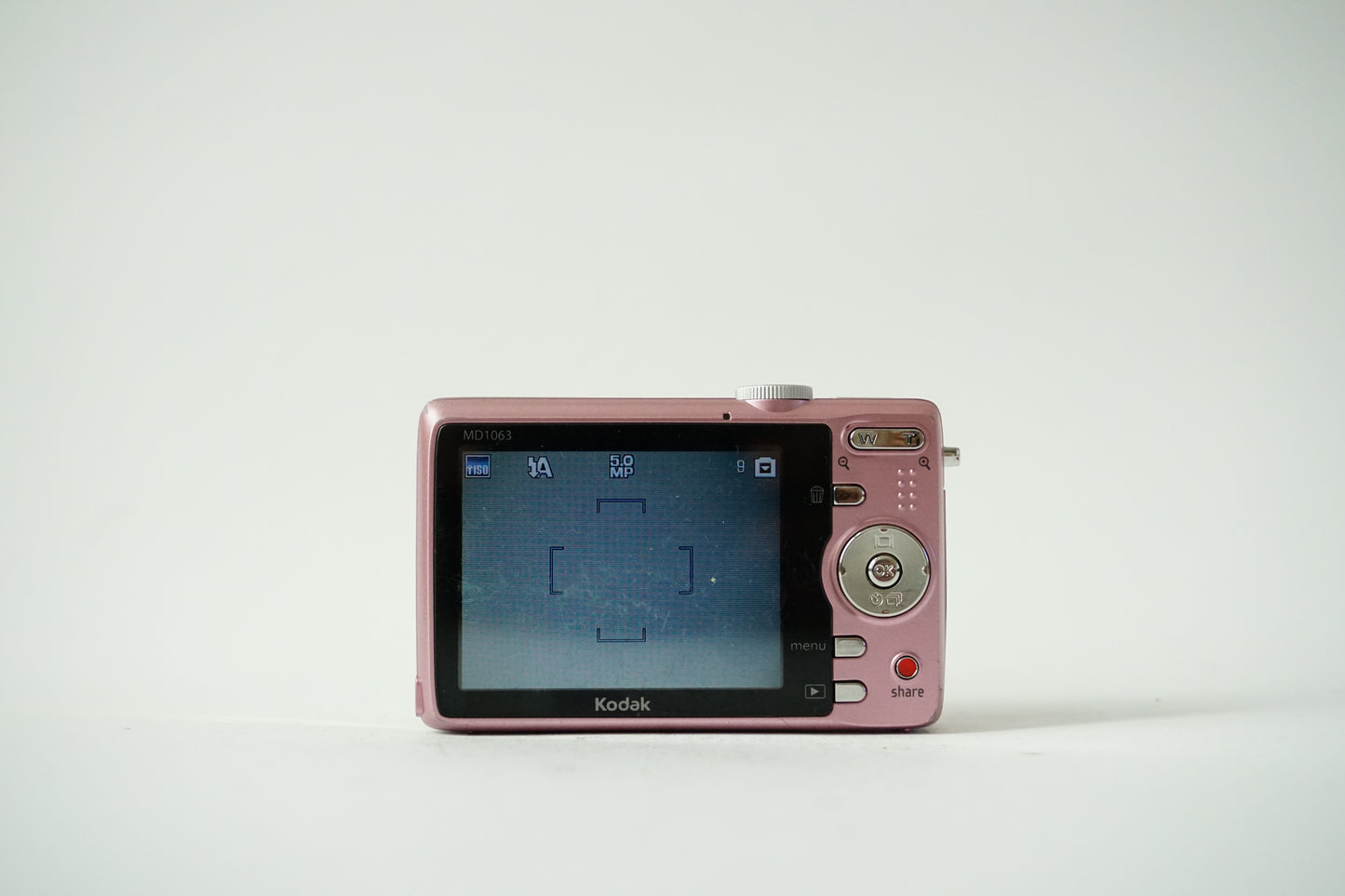Kodak EasyShare MD1063 Digital Point and Shoot Camera