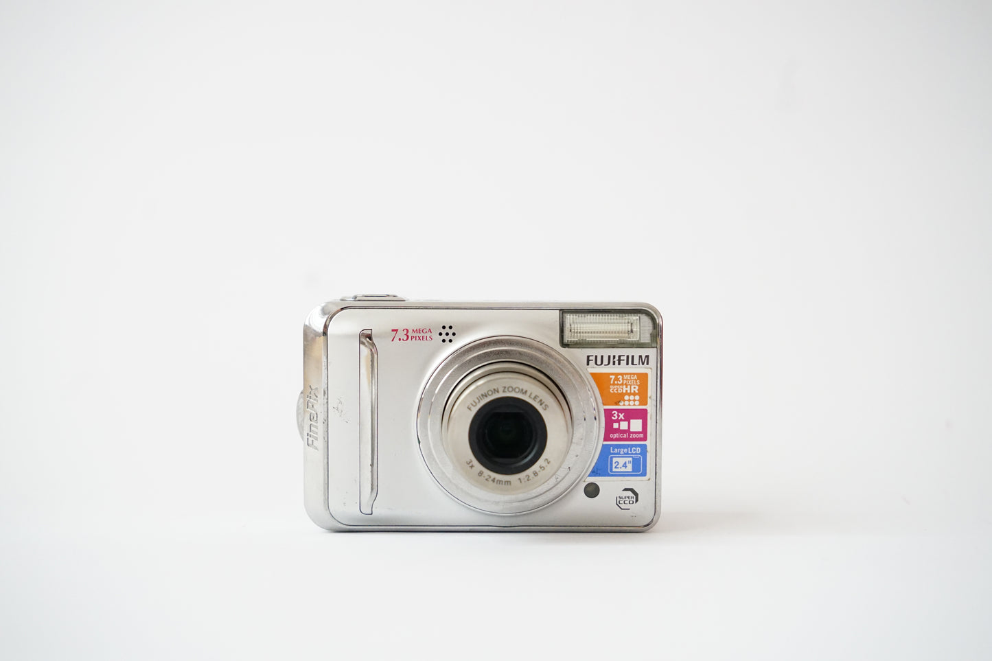 Fujifilm FinePix A700 Digital Point and Shoot Camera