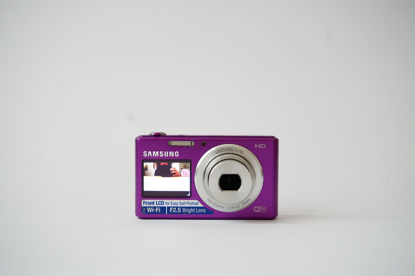 Samsung DV150F Digital Point and Shoot Camera