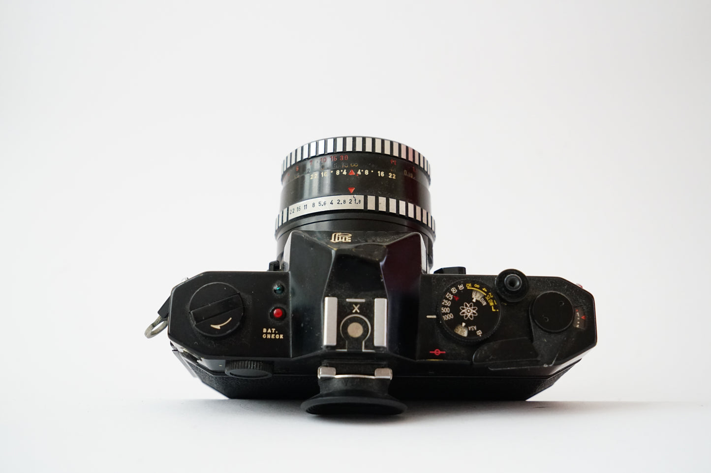 Yashica TL-Electro 35mm Analog SLR Film Camera with Meyer Optik Görlitz Oreston M42 mount