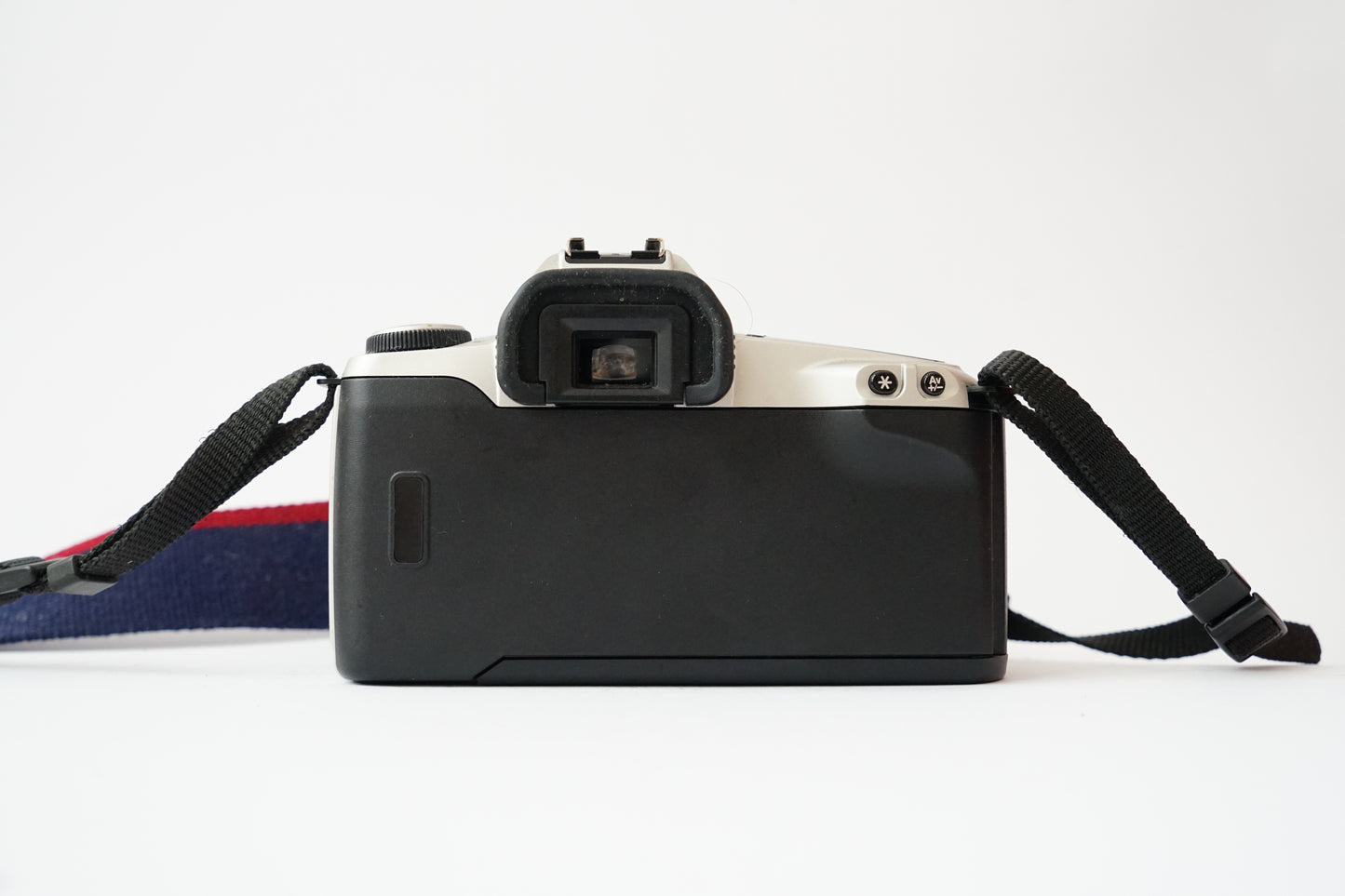 Canon EOS 500N 35mm Analog SLR Film Camera with Canon EF mount