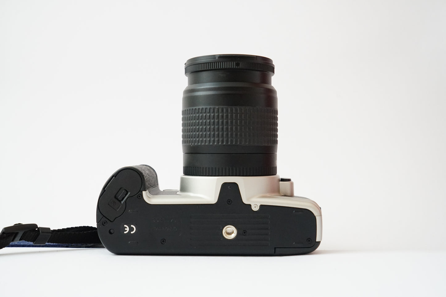Canon EOS 500N 35mm Analog SLR Film Camera with Canon EF mount