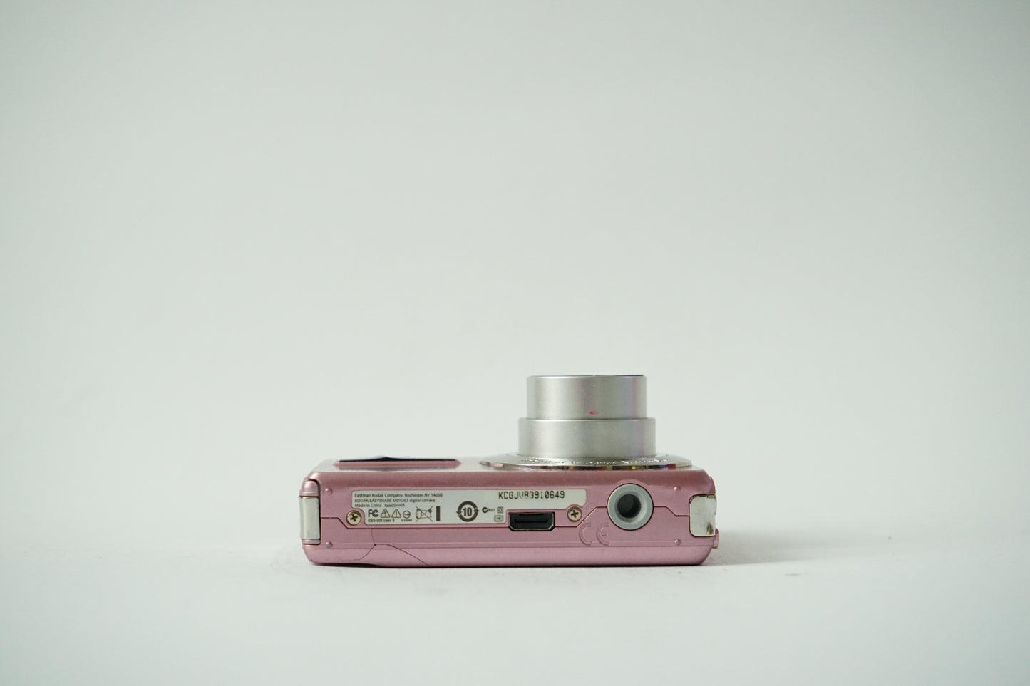 Kodak EasyShare MD1063 Digital Point and Shoot Camera