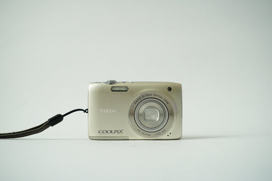 Nikon Coolpix S3100 Digital Point and Shoot Camera