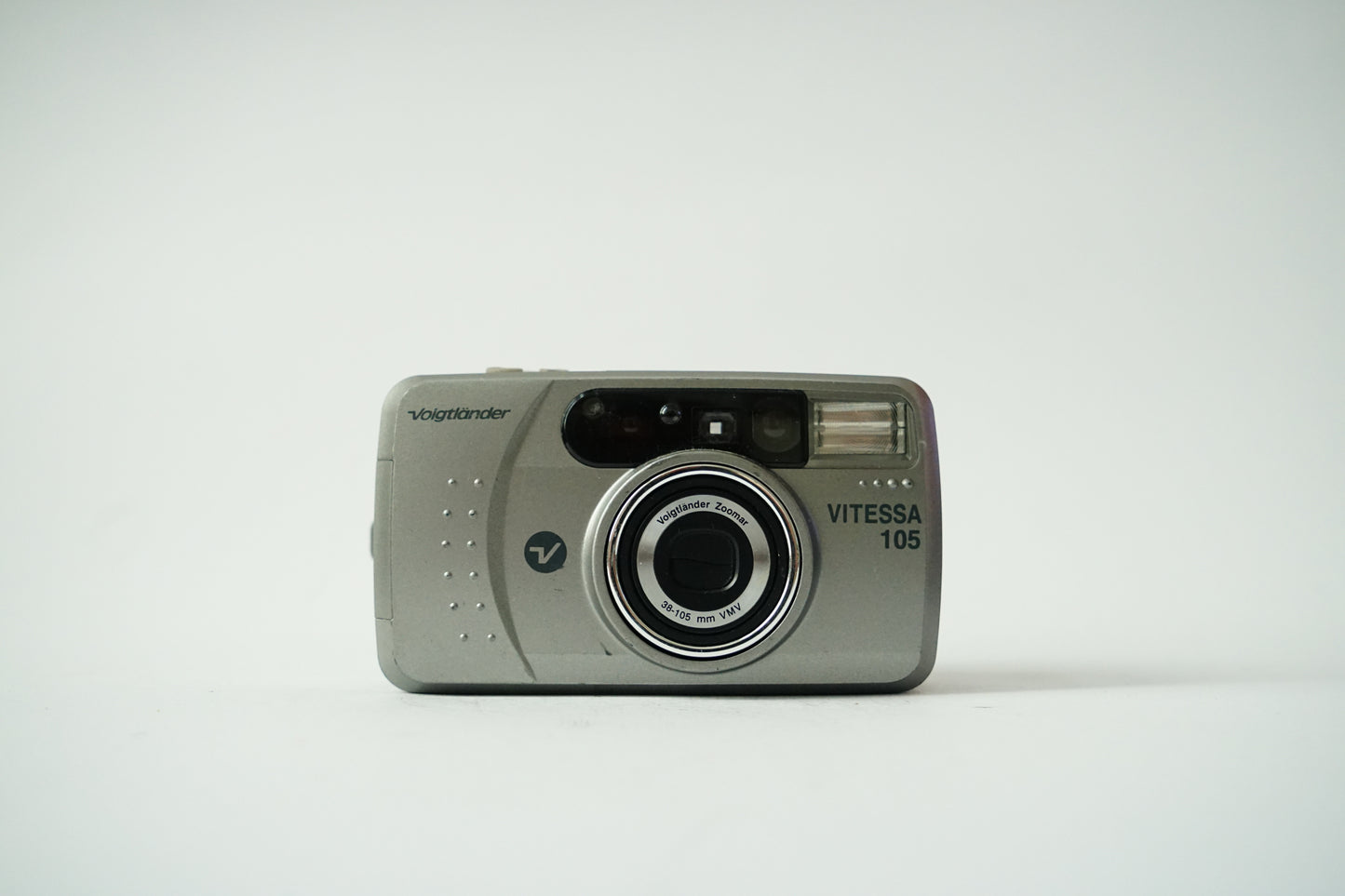Voigtländer Vitessa 105 35mm Analog Point and Shoot Film Camera