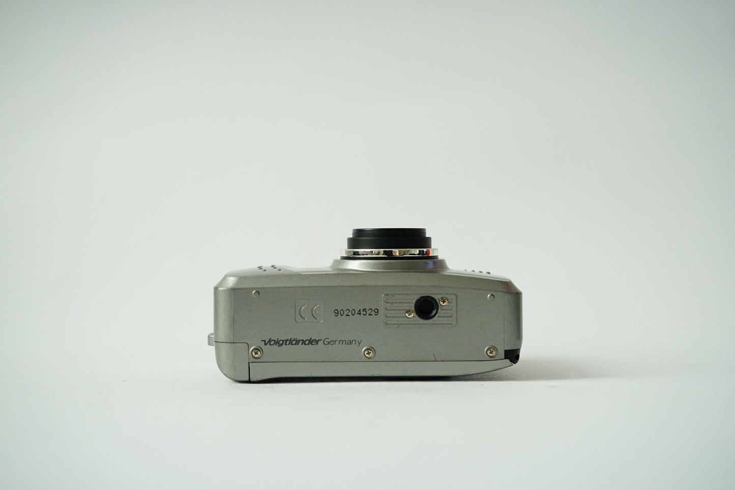 Voigtländer Vitessa 105 35mm Analog Point and Shoot Film Camera