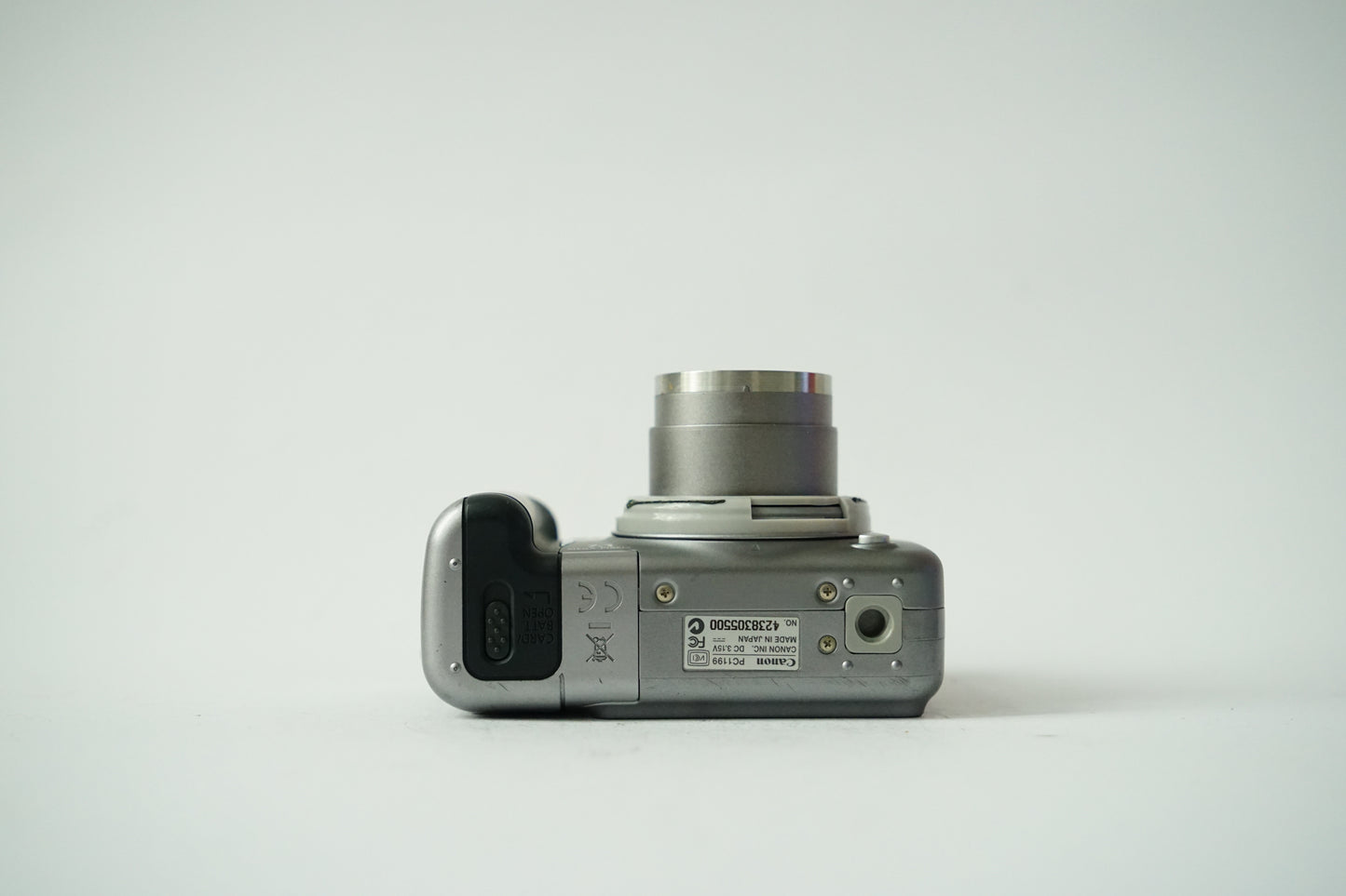 Canon PowerShot A710 IS Digital Point and Shoot Camera