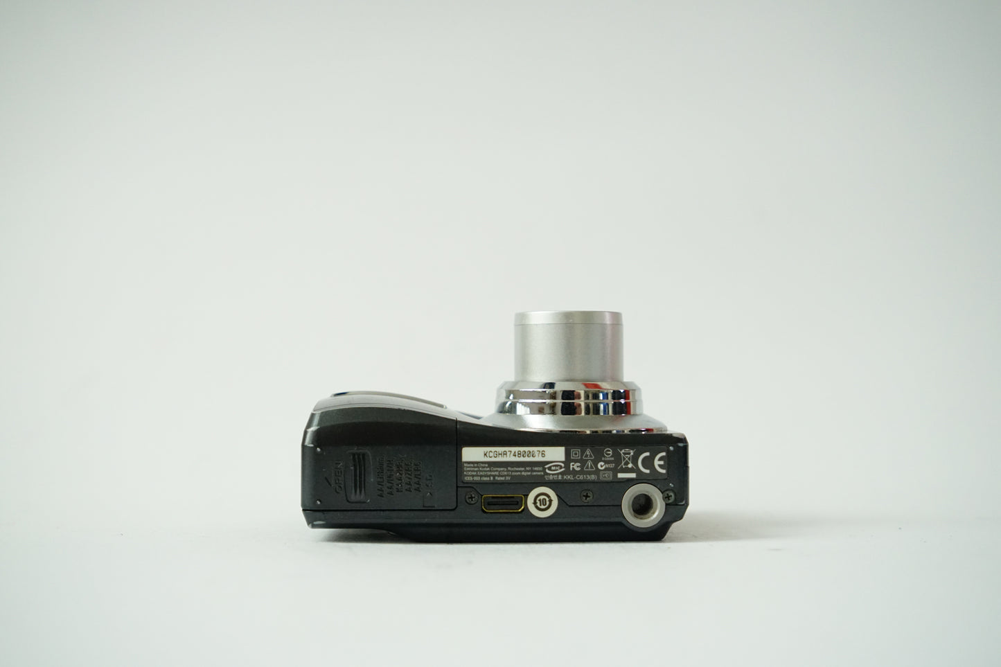 Kodak EasyShare C613 Digital Point and Shoot Camera