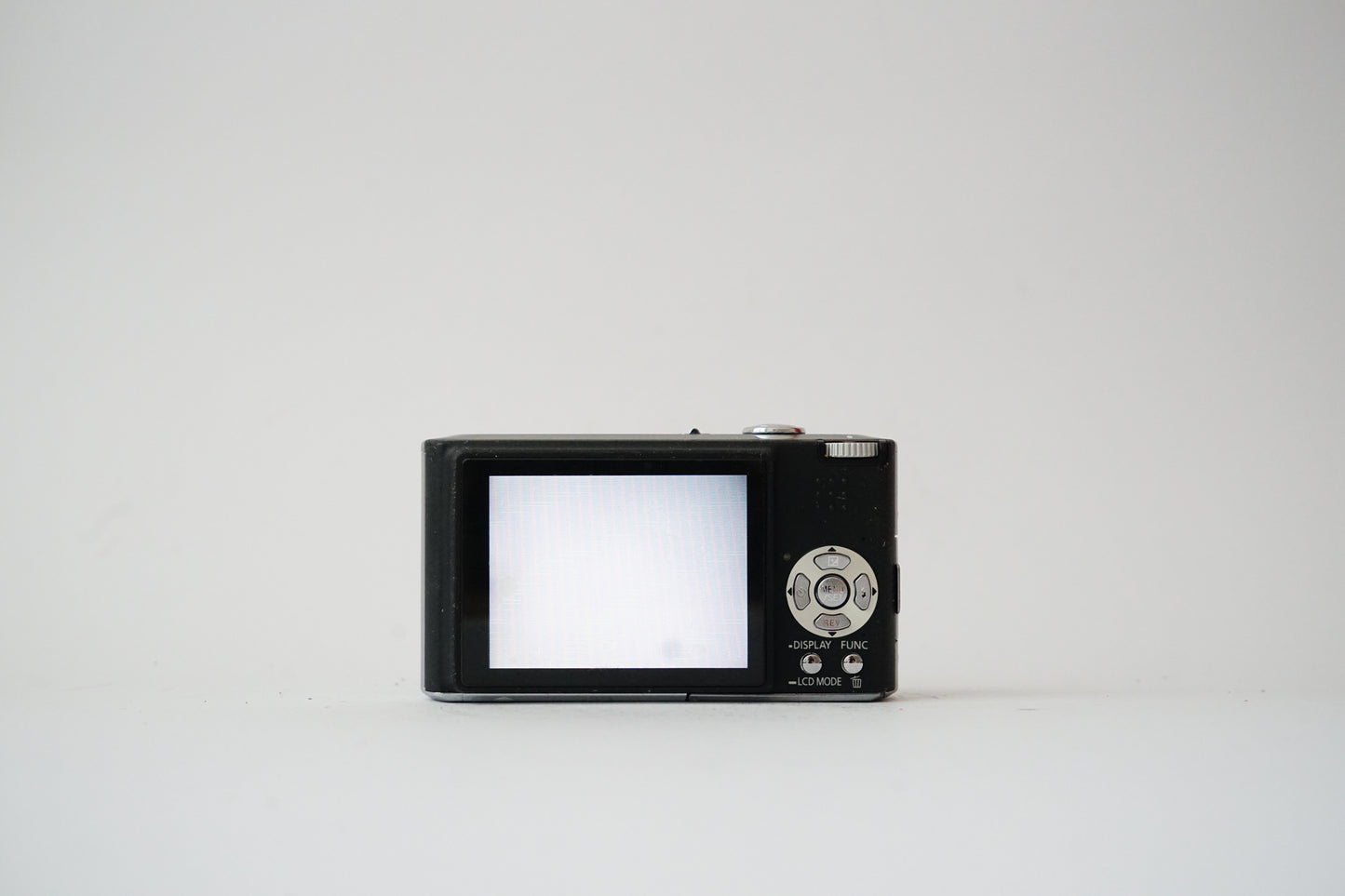 Panasonic Lumix DMC-FX33 Digital Point And Shoot Camera