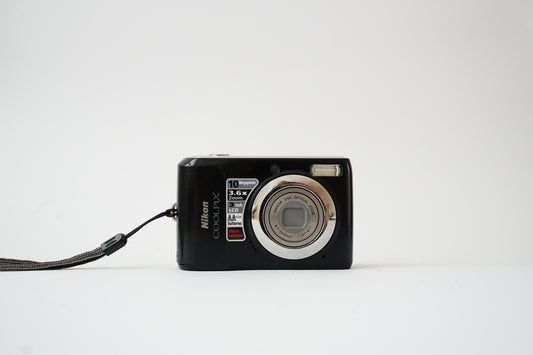 Nikon Coolpix L20 Digital Point and Shoot Camera