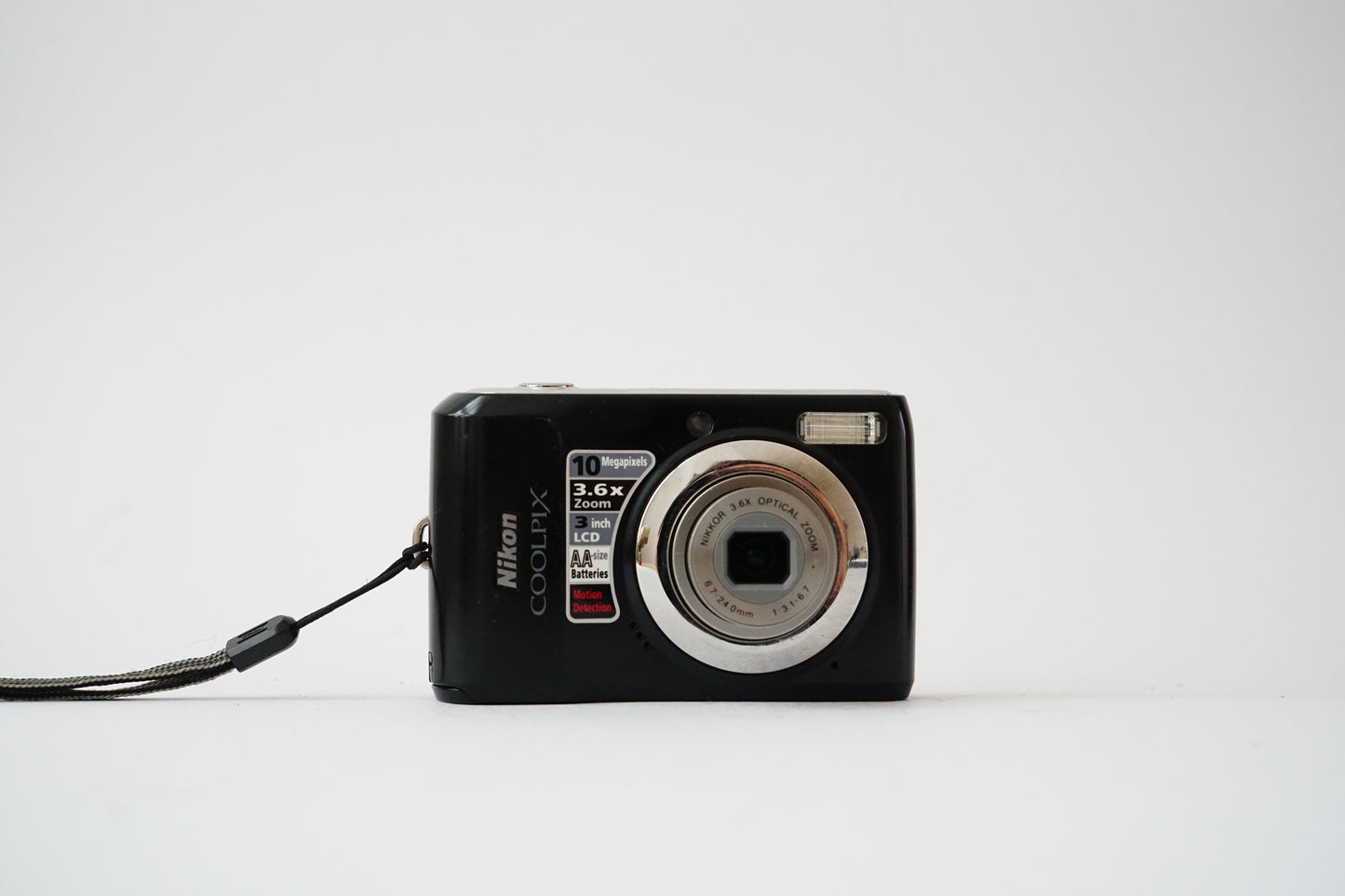 Nikon Coolpix L20 Digital Point and Shoot Camera