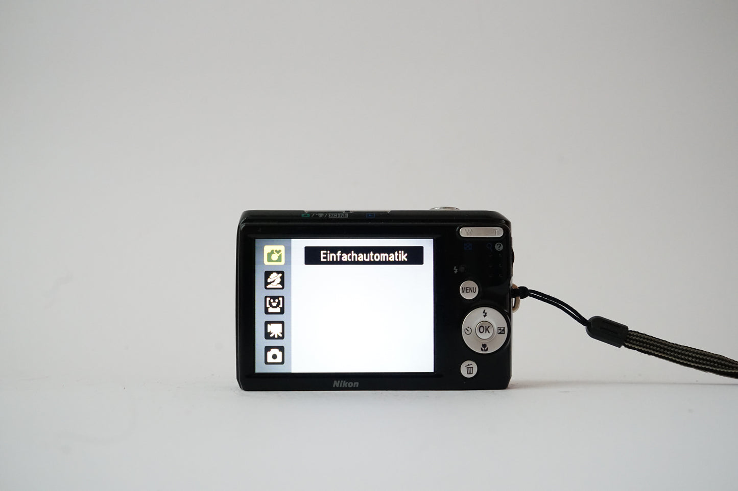 Nikon Coolpix L20 Digital Point and Shoot Camera
