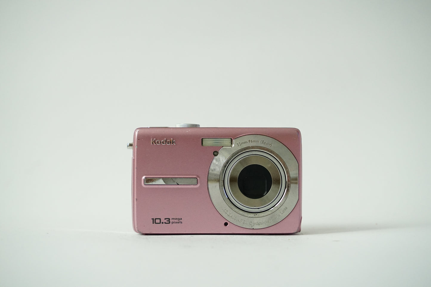 Kodak EasyShare MD1063 Digital Point and Shoot Camera